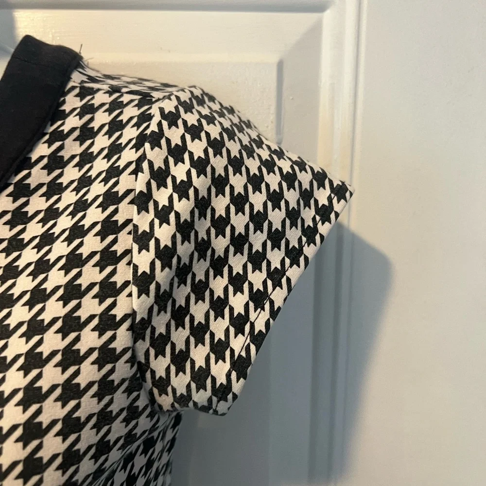 The Children’s Place Black & White Houndstooth Skater Dress – Girls Size 14